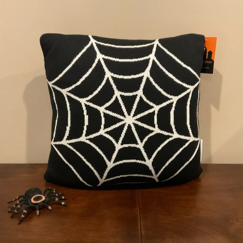 NWT Spider Web Halloween Decorative Pillow  🕷️